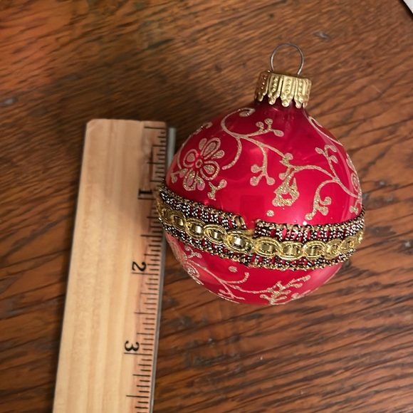 Vintage Glass Christmas Ornaments - Picture 6 of 6